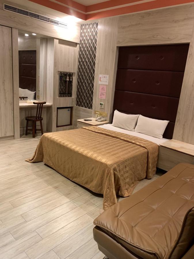 富晴汽車旅館fu Ching Motel 장화 외부 사진